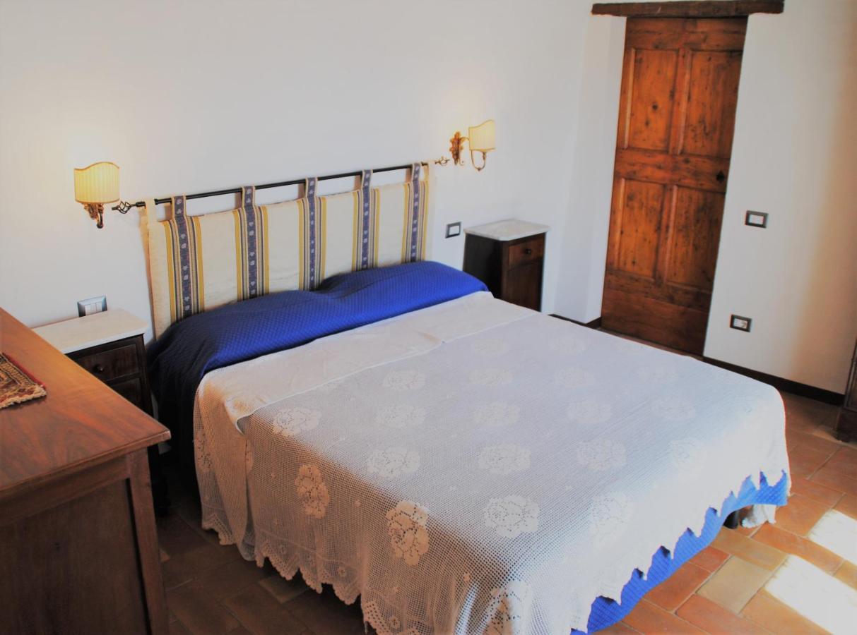 B&B Ponte La Pietra Губио Екстериор снимка